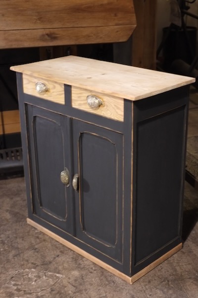 petit meuble parisien 